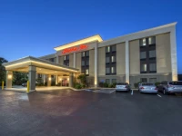 Hampton Inn Hot Springs 3*