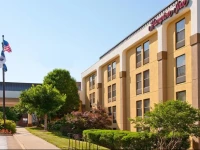 Hampton Inn Alexandria 3*