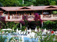 Suncity Holliday Village 5*