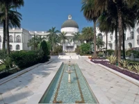Vivanta by Taj Gomti Nagar 5*