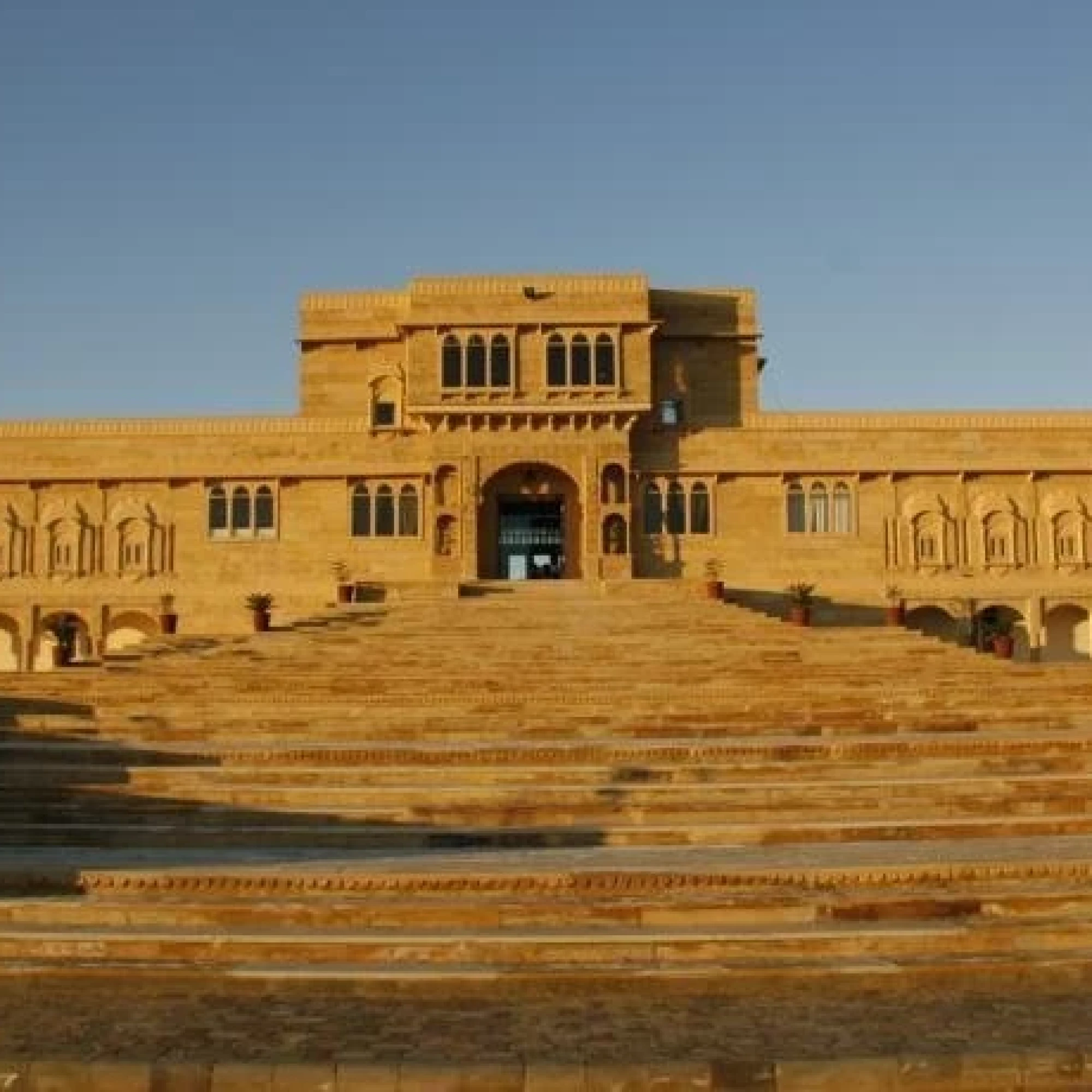 Thar Vilas 3*