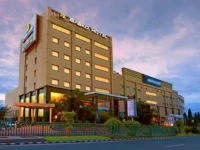 Premier Basko Hotel Padang / Premier Basko Hotel 5*