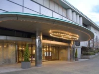 Floracion Aoyama 3*