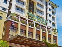 Pinnacle And Suites 