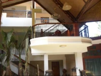 De Loro Inn And Restaurant 
