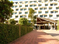 Charoen Hotel 3*