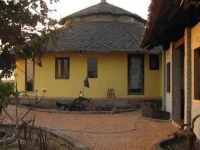 Lara Homestay 1*