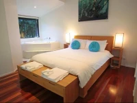 Crookneck Retreat 5*