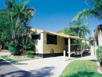 Ashmore Palms Holiday Village 4*