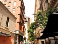 Metro Apartments on Bank Place 4*