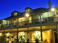 Clifton Motel & Grittleton Lodge 3*