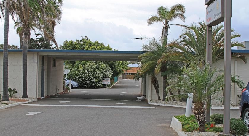 Best Western Hospitality Inn Geraldton 4*