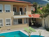 Villa Mike 4*