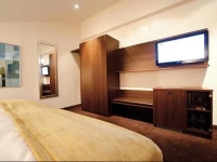 Stern 3*