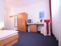 Am Wallgraben 3*