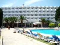 Corniche Palace 3*