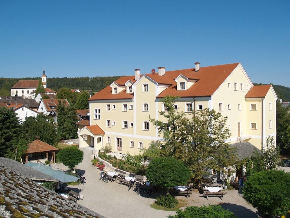 Gut Moierhof 3*