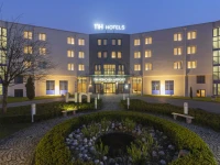 NH Munchen Airport 4*