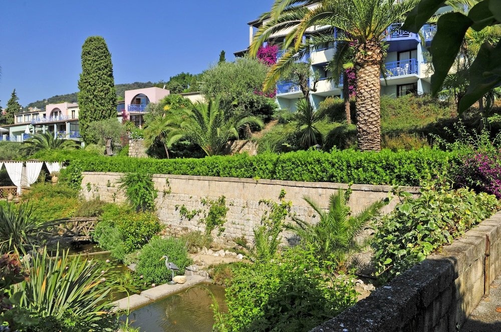 Aec Village Vacances - Les Cedres 