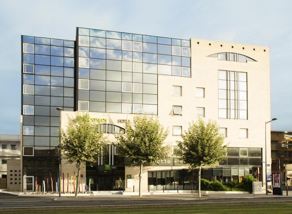 Ibis Styles Bordeaux Meriadeck 3*
