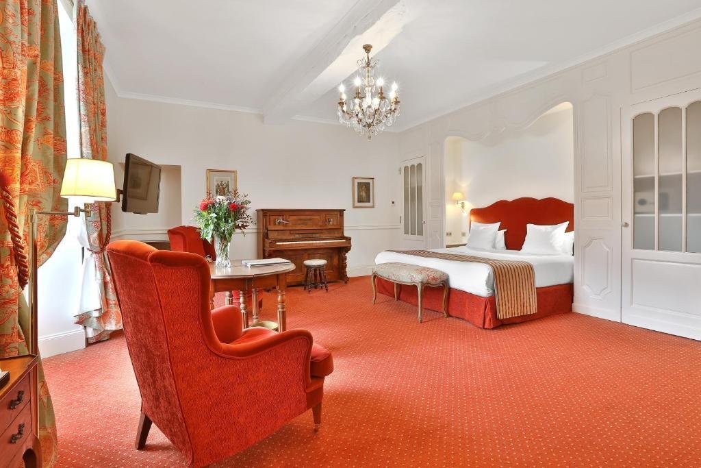 Chateau des Vigiers 4*