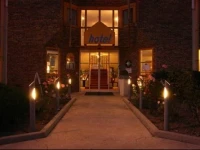 Best Hotel Macon 2*