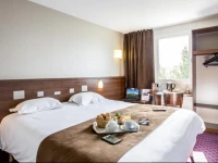 Brit Hotel Rennes Le Castel 3*