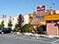 Best Hotel Reims La Pompelle 2*