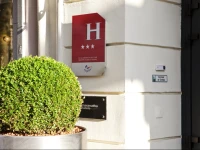 Trianon Gare de Lyon 3*