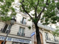 De LExposition - Republique 3*