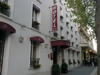 De la Porte Doree 3*