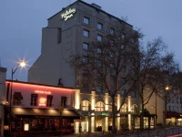 Holiday Inn Paris Gare Montparnasse 4*