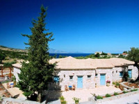 Strofilia Traditional Stones Lux Apartments