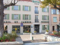 Soleil et Jardin 3*
