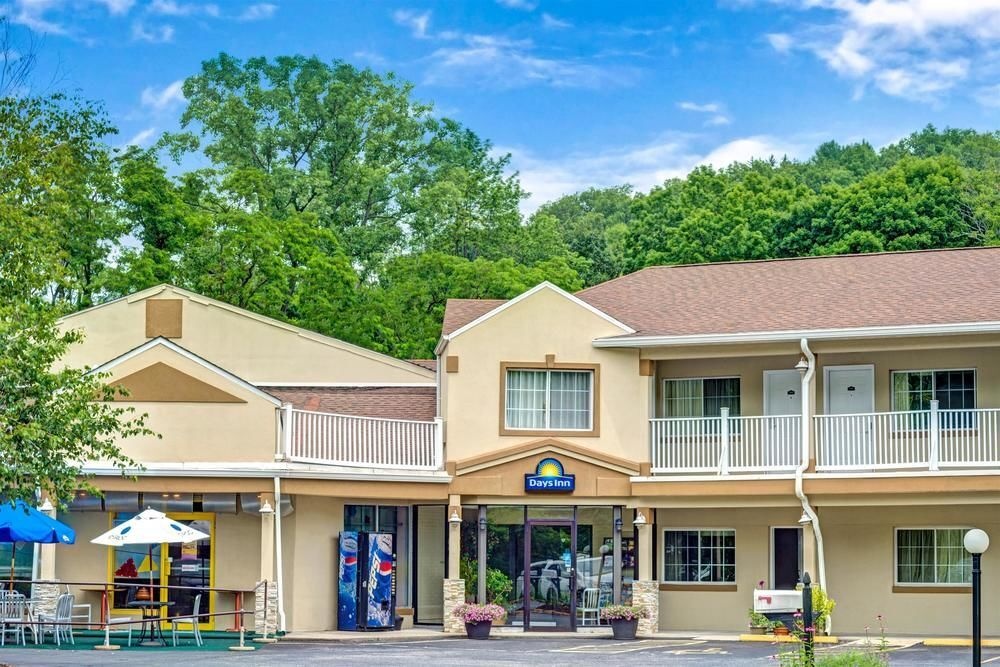 Days Inn Ridgefield 2*