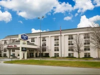 Hampton Inn Green Bay 3*