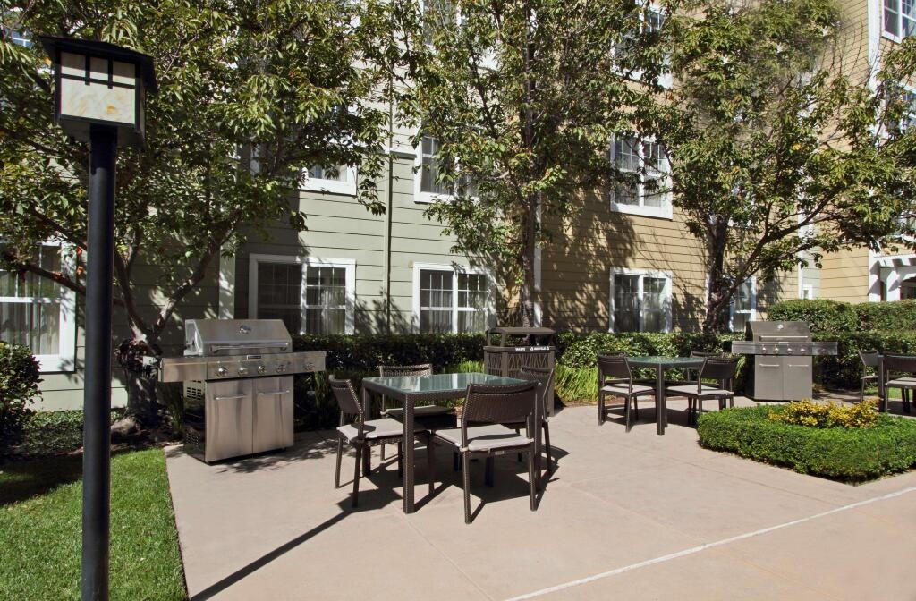 Homewood Suites by Hilton Newark-Fremont 3*