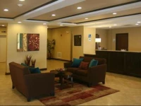 Holiday Inn Express Newington 3*