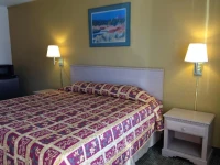 Grizzly Inn Motel 2*