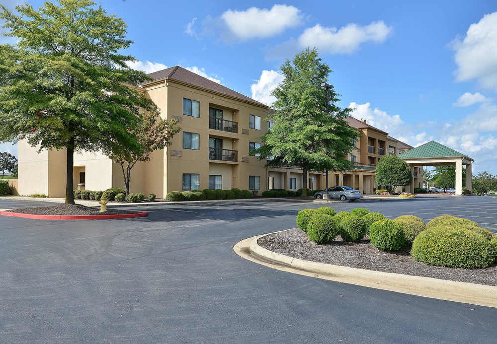 Courtyard Bentonville 3*