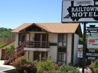 Jamestown Railtown Motel 2*