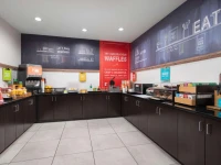 Hampton Inn Loveland 3*
