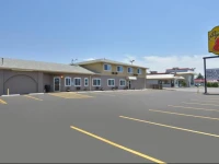 Super 8 Alamosa 2*