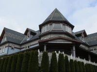 Mansion Inn Lake Stevens 3*