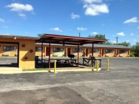 Stockman Motel 2*