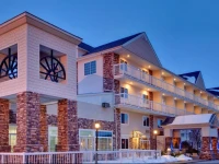 Holiday Inn Express Mackinaw City 2*
