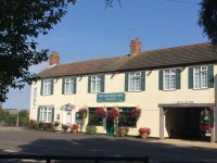 Old Coach House Motel 