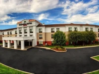 SpringHill Suites Milford 3*
