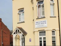 Brentwood Guest House 