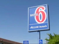 Motel 6 Bakersfield Airport 2*